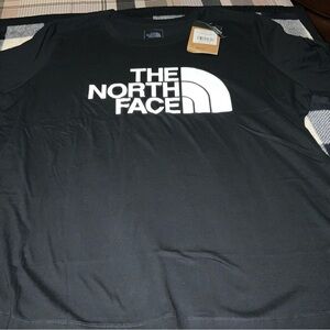 NWT THE NORTH FACE woman’s short sleeve shirt.  Size 2X.